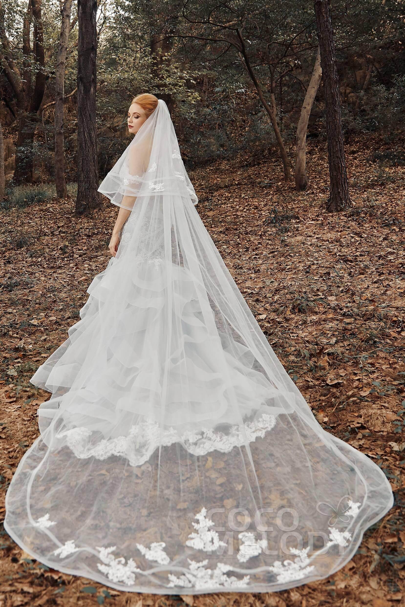 Two-tier Lace Edge Tulle Cathedral Veils Appliques CV0192 - COCOMELODY